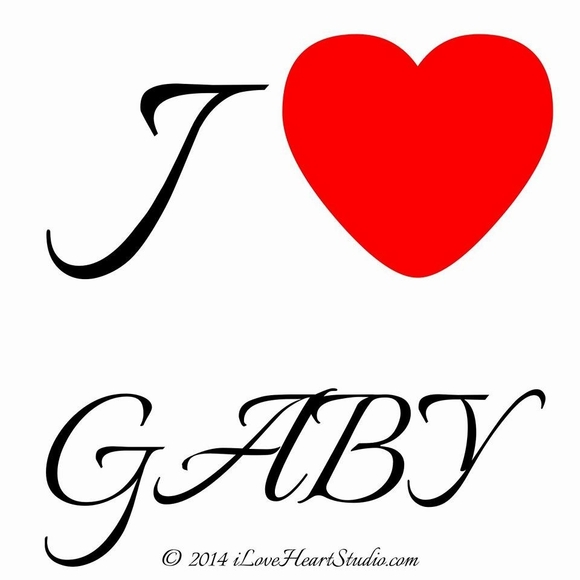 gabyy2104